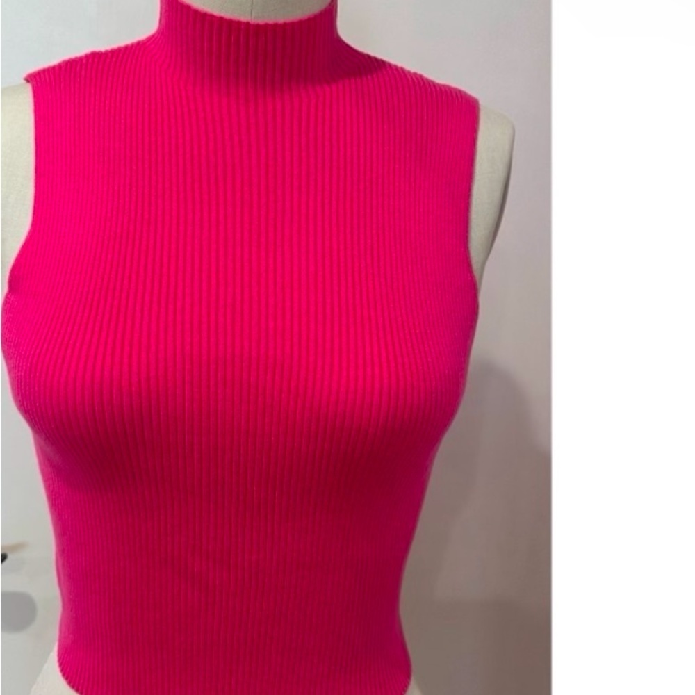 Ribbed knit turtleneck sleeveless hot pink in size Medium